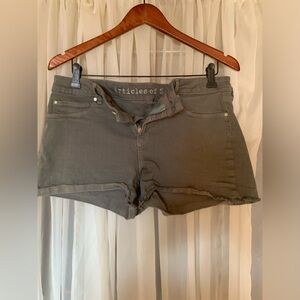 Articles of society green khaki shorts, Size 31